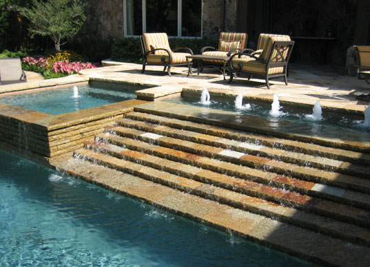 cut flagstone and bubbler water feature